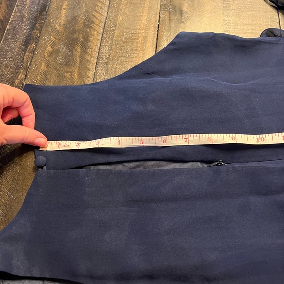 Evening Dress in gorgeous silk! Women’s sz 6 navy blue. Like new! Includes scarf - Picture 11 of 16